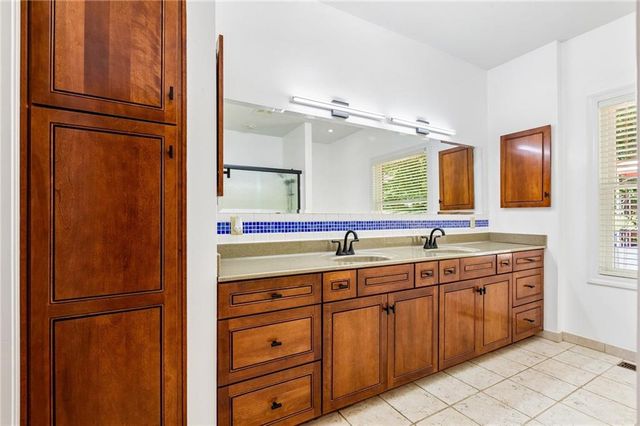 1601 Lynn Road, Excelsior Springs, MO 64024