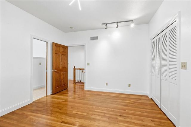 1601 Lynn Road, Excelsior Springs, MO 64024
