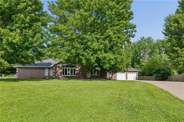 1601 Lynn Road, Excelsior Springs, MO 64024