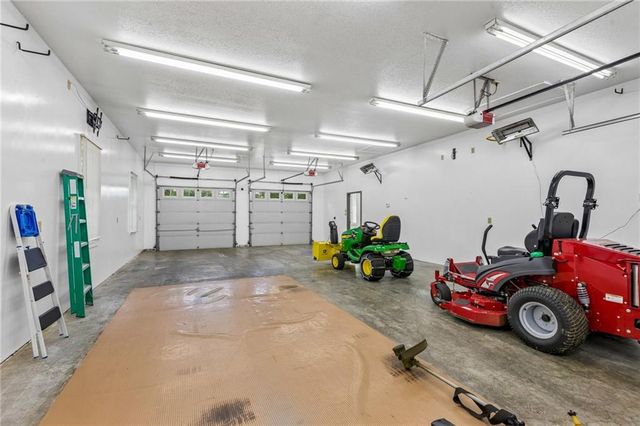 1601 Lynn Road, Excelsior Springs, MO 64024