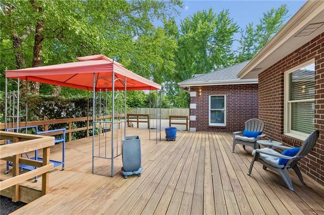 1601 Lynn Road, Excelsior Springs, MO 64024
