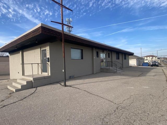 1927 Jefferson Street, Waterloo, IA 50702