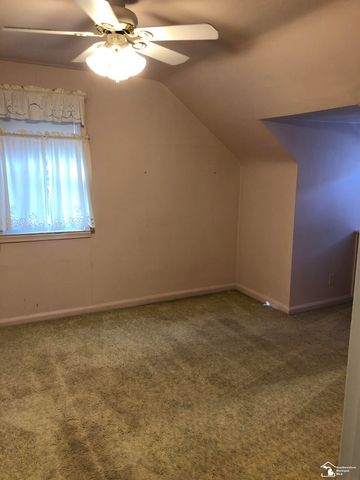 15163 University Street, Allen Park, MI 48101