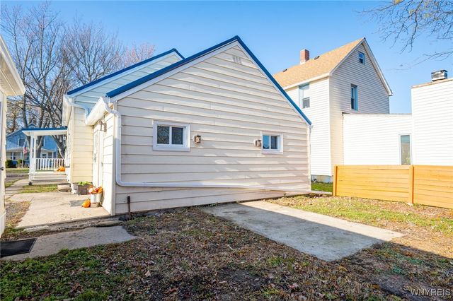 49 Lorain Street, Evans, NY 14006