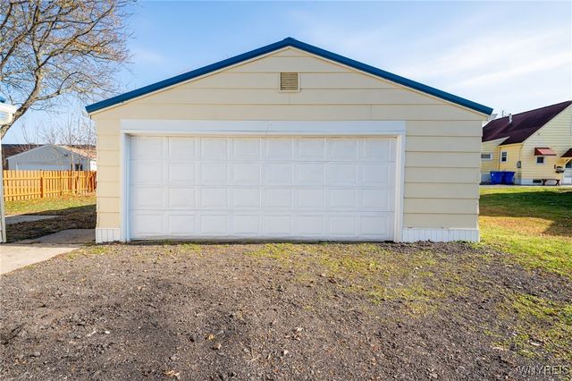 49 Lorain Street, Evans, NY 14006