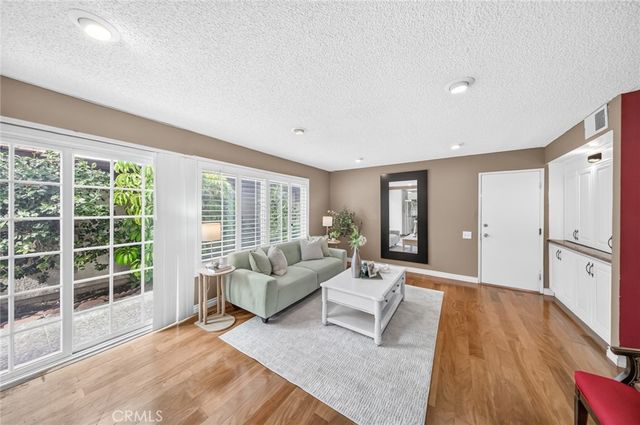12 Shenandoah, Irvine, CA 92620