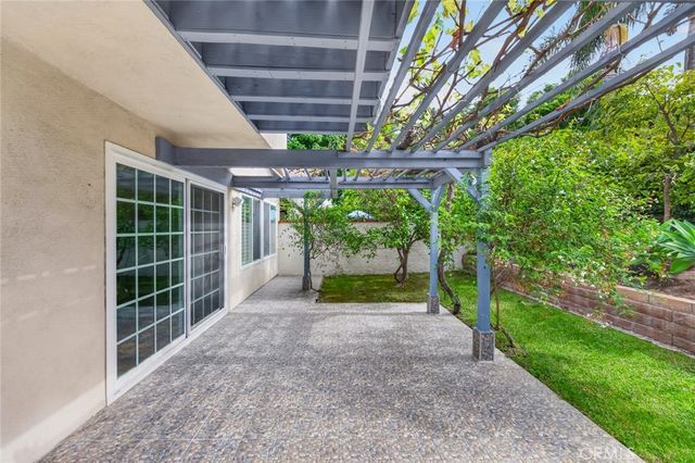 12 Shenandoah, Irvine, CA 92620