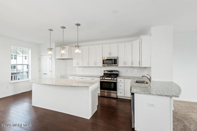 301 Discovery Road, Brick, NJ 08723