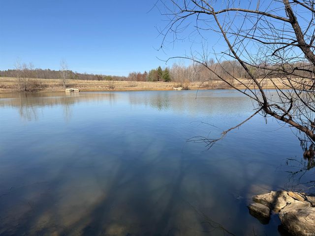 633 W Co Rd 475 S, Winslow, IN 47598