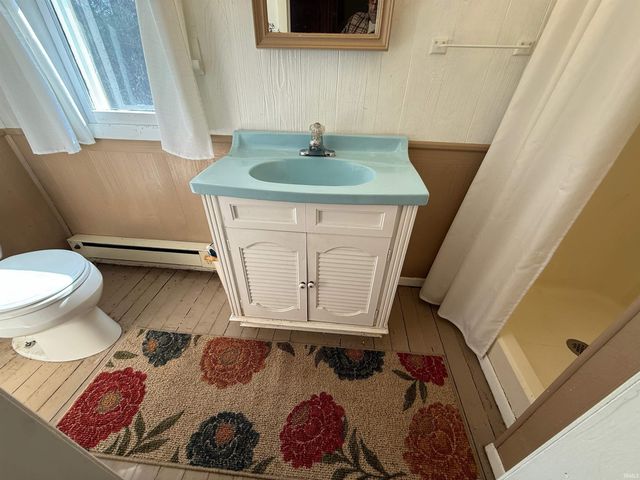 633 W Co Rd 475 S, Winslow, IN 47598