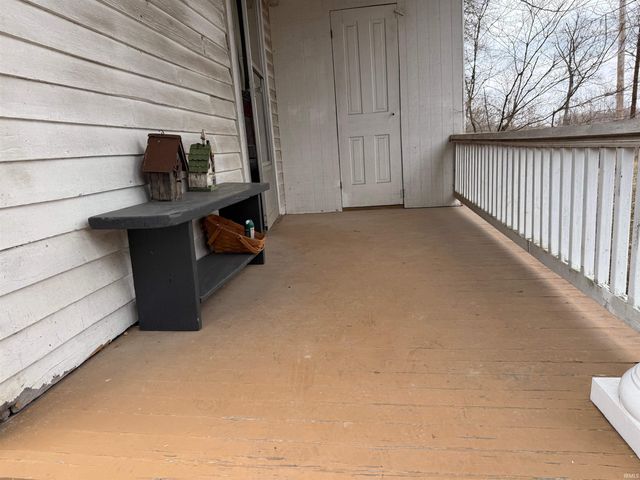 633 W Co Rd 475 S, Winslow, IN 47598