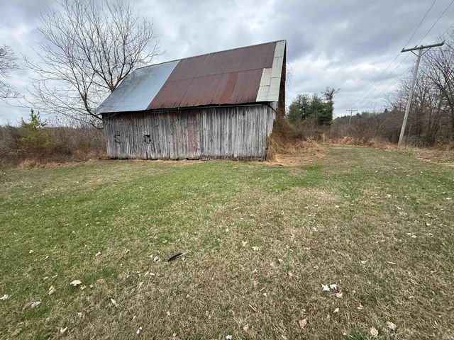 633 W Co Rd 475 S, Winslow, IN 47598