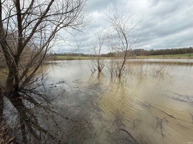 633 W Co Rd 475 S, Winslow, IN 47598