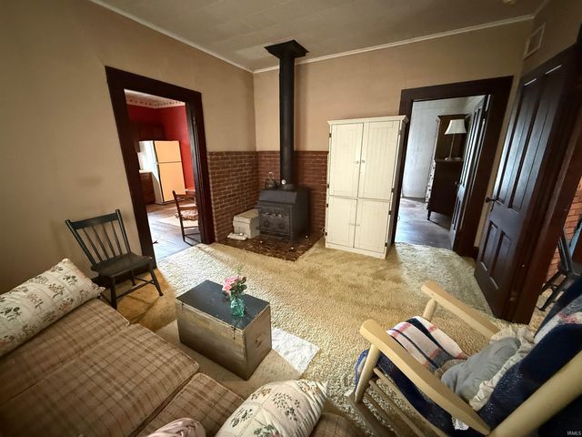 633 W Co Rd 475 S, Winslow, IN 47598