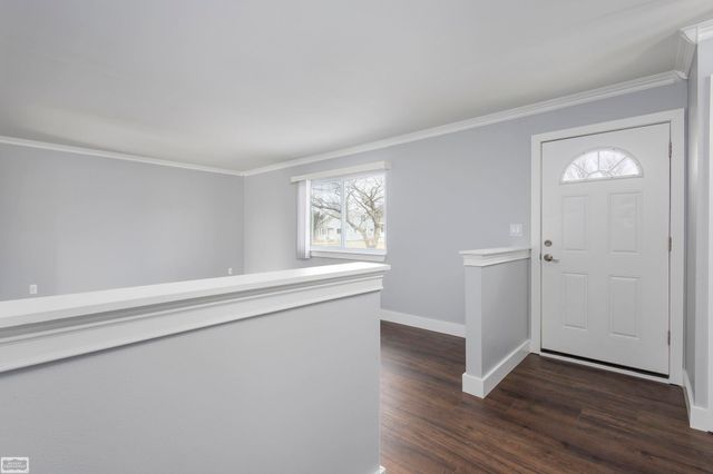 19944 Fenton Street, Roseville, MI 48066