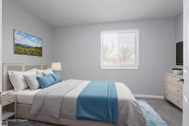 19944 Fenton Street, Roseville, MI 48066