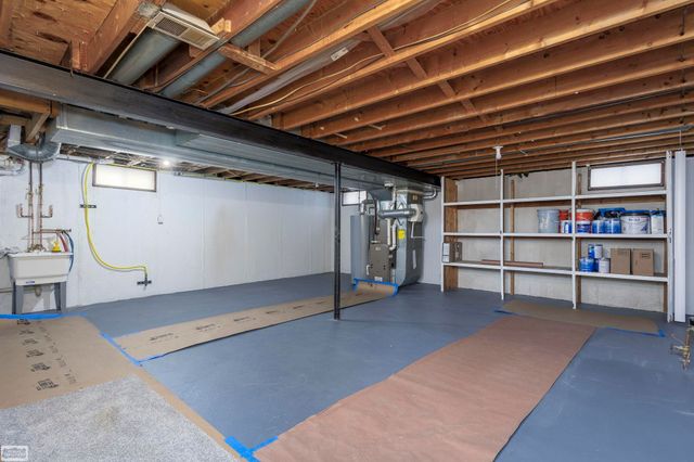 19944 Fenton Street, Roseville, MI 48066