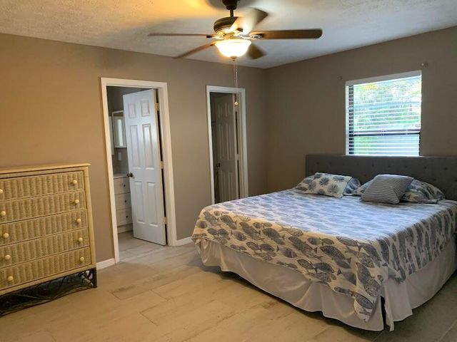 687 NE Maranta Terrado, Jensen Beach, FL 34957