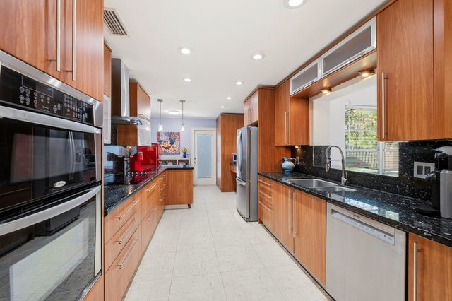 6315 NE 22nd Avenue, Fort Lauderdale, FL 33308