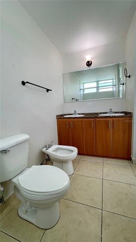 60 VALERIA, Vega Alta, PR 00692