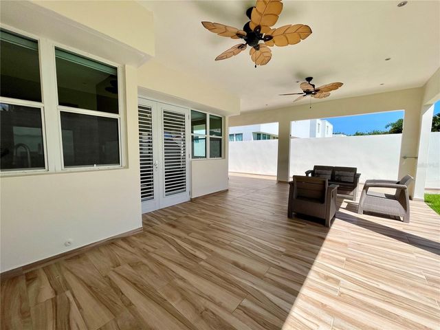 60 VALERIA, Vega Alta, PR 00692