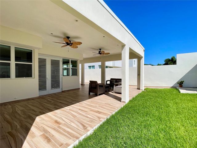 60 VALERIA, Vega Alta, PR 00692