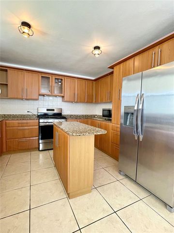 60 VALERIA, Vega Alta, PR 00692