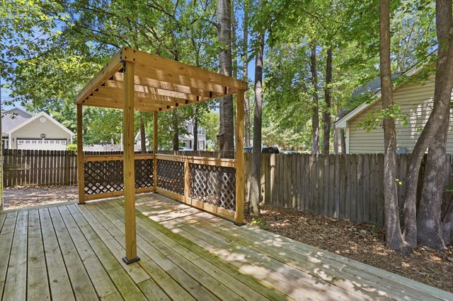 2916 Shadow Lane, North Charleston, SC 29406