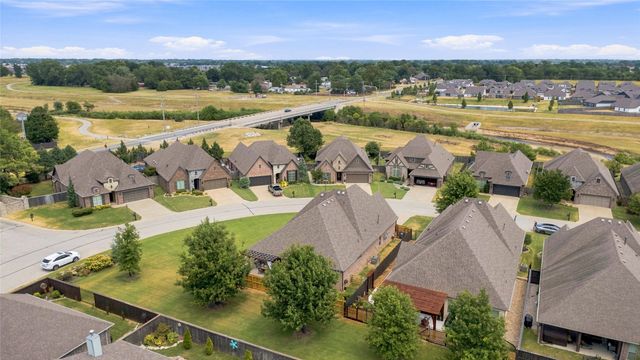 13160 S 68th Avenue E, Bixby, OK 74008