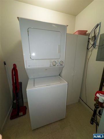 34 Chanda Court D034, Clifton, NJ 07012
