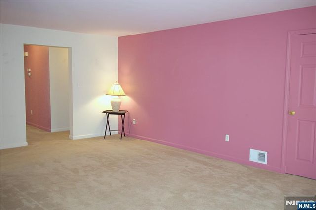 34 Chanda Court D034, Clifton, NJ 07012
