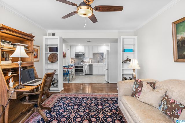 1851 Rockwood Rd, Vestavia Hills, AL 35216