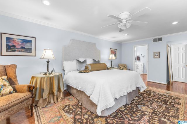 1851 Rockwood Rd, Vestavia Hills, AL 35216