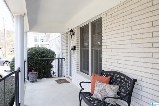 1851 Rockwood Rd, Vestavia Hills, AL 35216