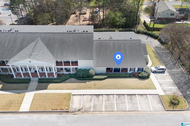 1851 Rockwood Rd, Vestavia Hills, AL 35216