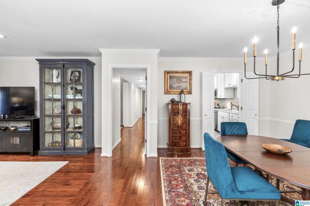 1851 Rockwood Rd, Vestavia Hills, AL 35216