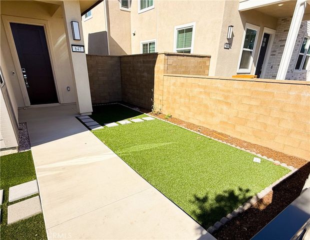 647 Gadwall, Irvine, CA 92618