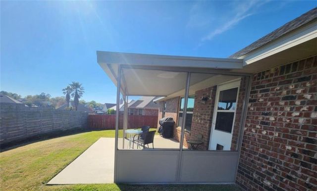 16396 Edgewater Circle, Loxley, AL 36551