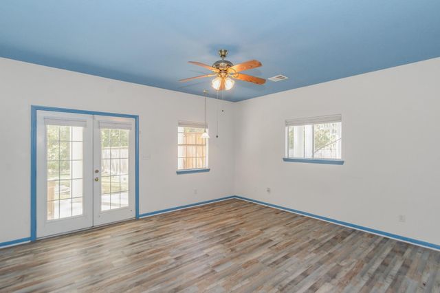 7316 Pine Drive, Alvin, TX 77511