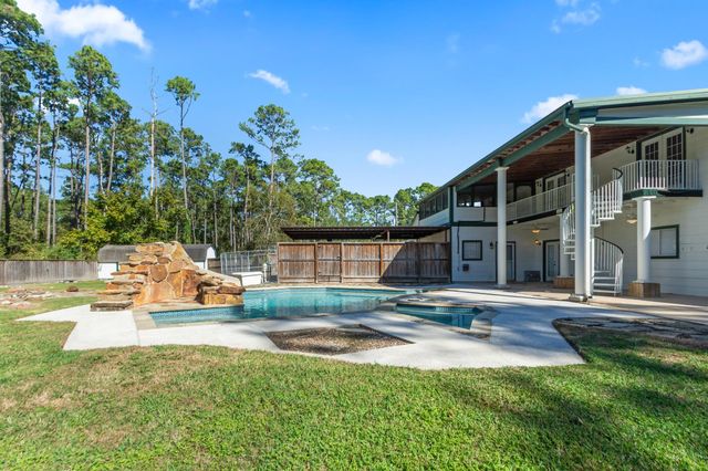 7316 Pine Drive, Alvin, TX 77511