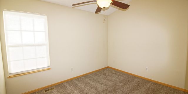 15220 Greenbelt Drive, Urbandale, IA 50323