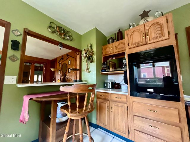 1828 Helderberg Avenue, Rotterdam, NY 12306