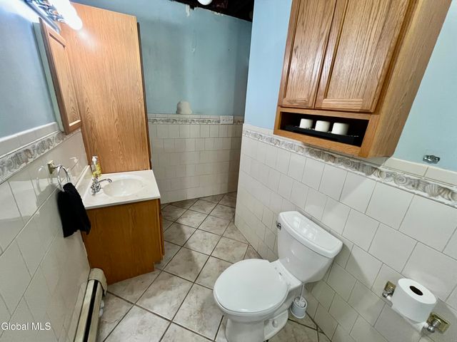 1828 Helderberg Avenue, Rotterdam, NY 12306