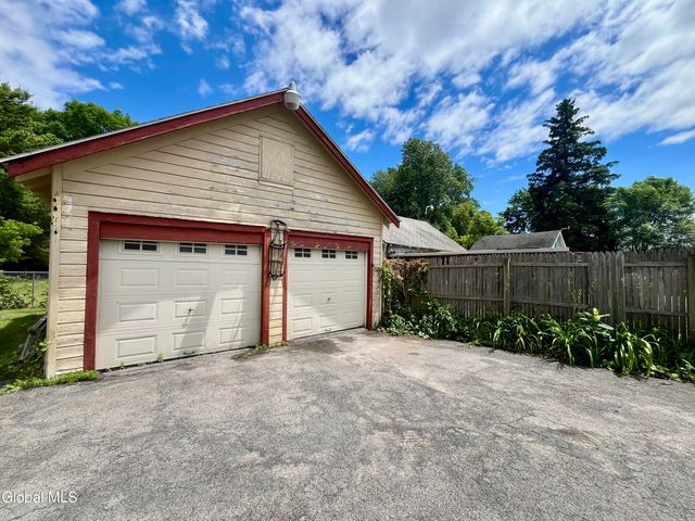 1828 Helderberg Avenue, Rotterdam, NY 12306