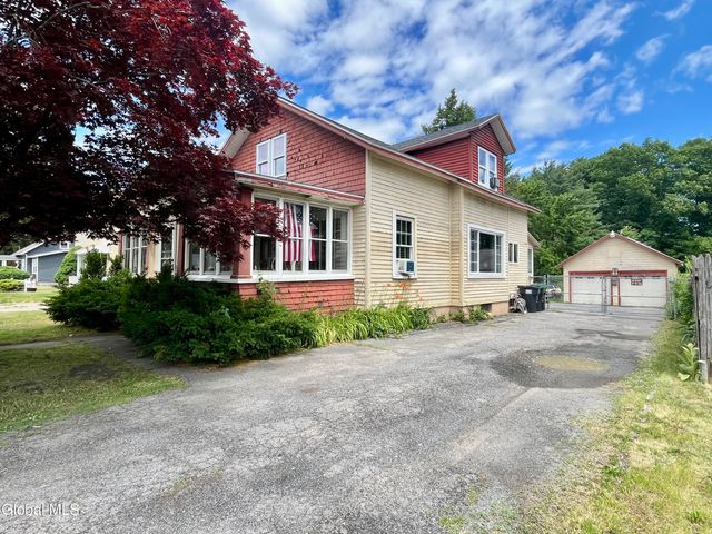 1828 Helderberg Avenue, Rotterdam, NY 12306
