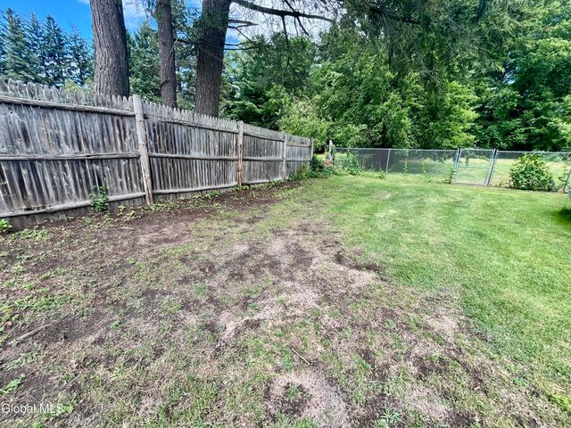 1828 Helderberg Avenue, Rotterdam, NY 12306