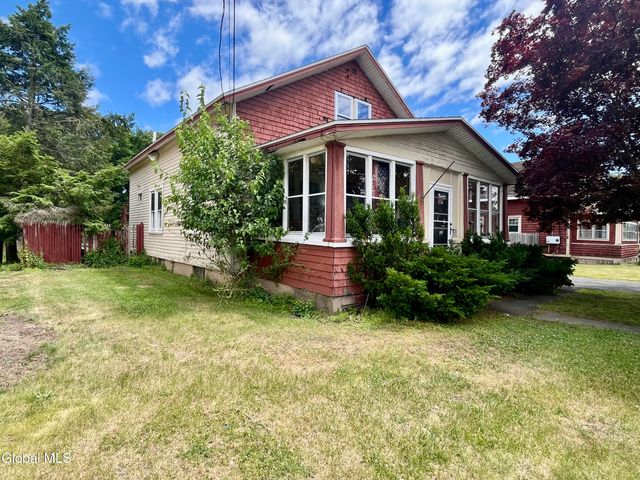1828 Helderberg Avenue, Rotterdam, NY 12306