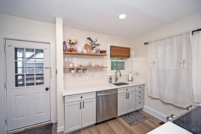 3754 N Berkley Circle, Silverton, OH 45236