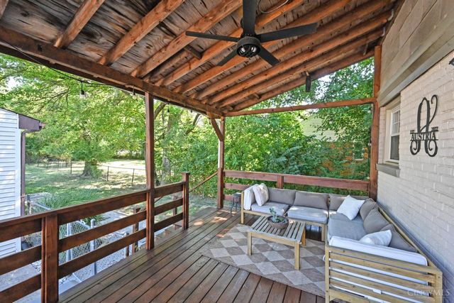 3754 N Berkley Circle, Silverton, OH 45236