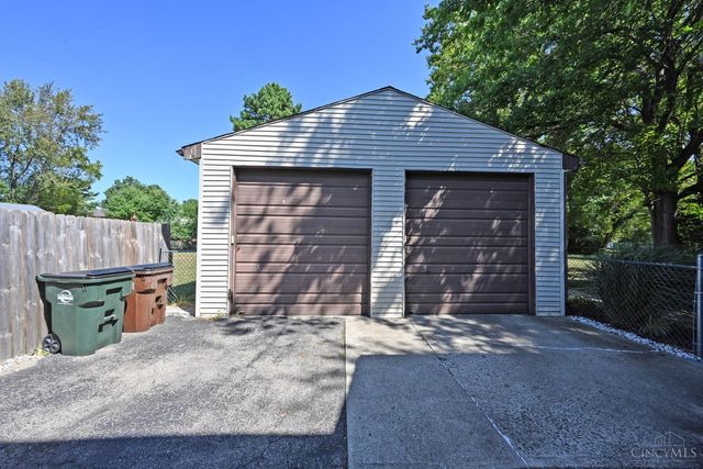 3754 N Berkley Circle, Silverton, OH 45236